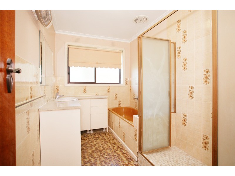 120 Darebin Blvd, Reservoir VIC 3073