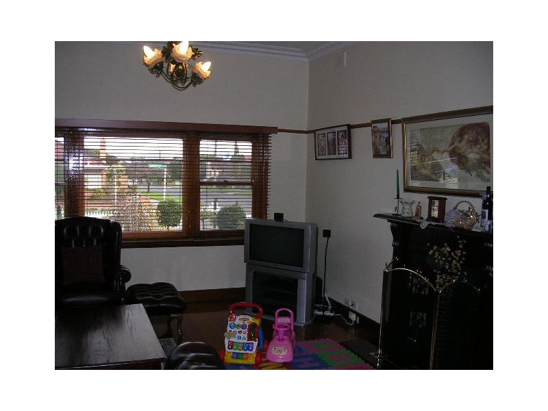 84 Jensen Road, Preston VIC 3072