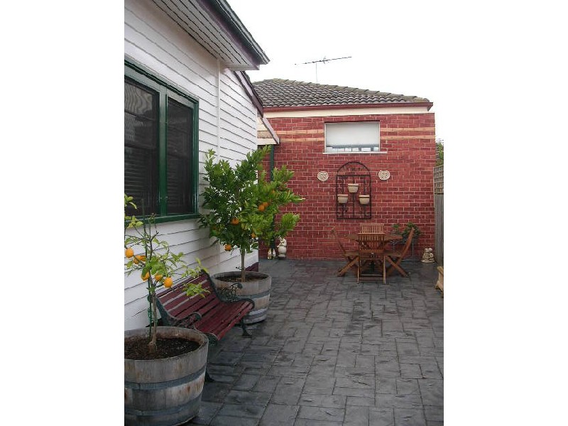 84 Jensen Road, Preston VIC 3072