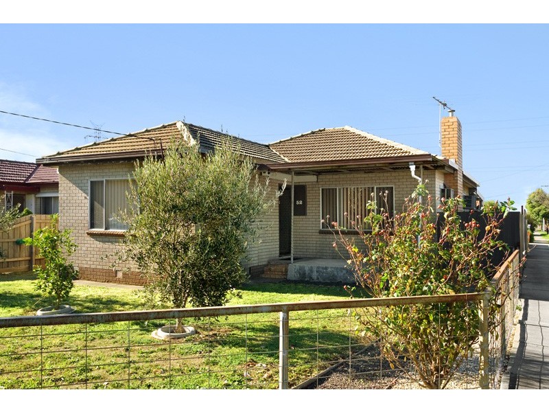 52 Banbury Road, Reservoir VIC 3073