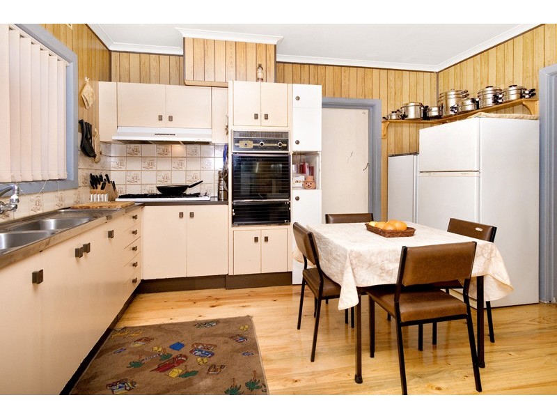 52 Banbury Road, Reservoir VIC 3073