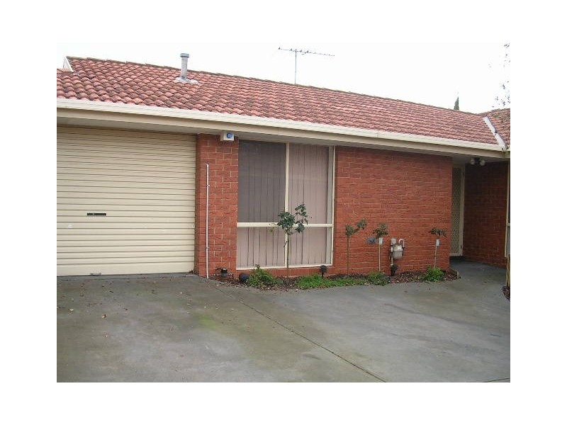 3/76b Purinuan Road, Reservoir VIC 3073