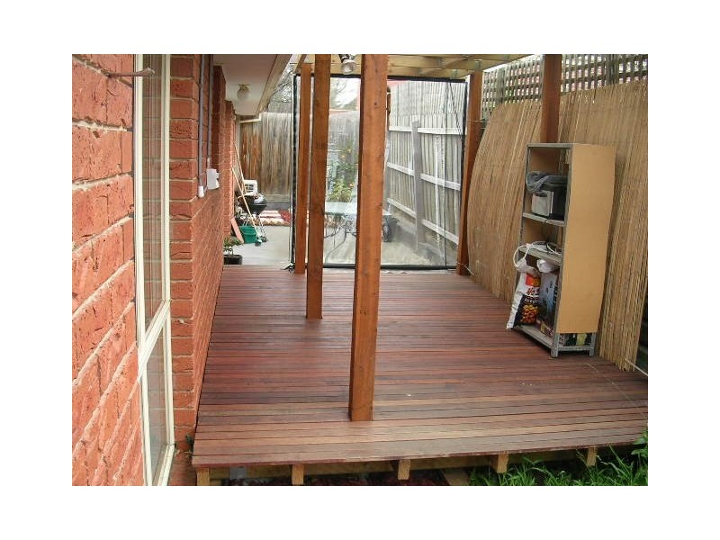3/76b Purinuan Road, Reservoir VIC 3073