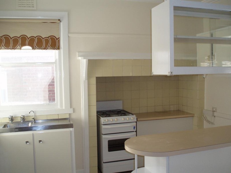 22 Thackeray Road, Reservoir VIC 3073