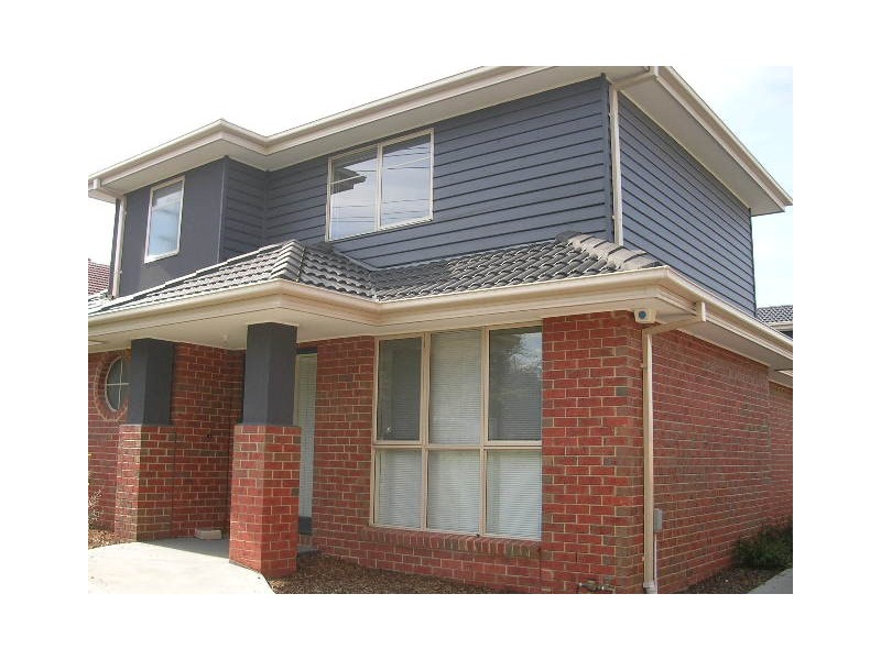 1/2 Faye Street, Reservoir VIC 3073