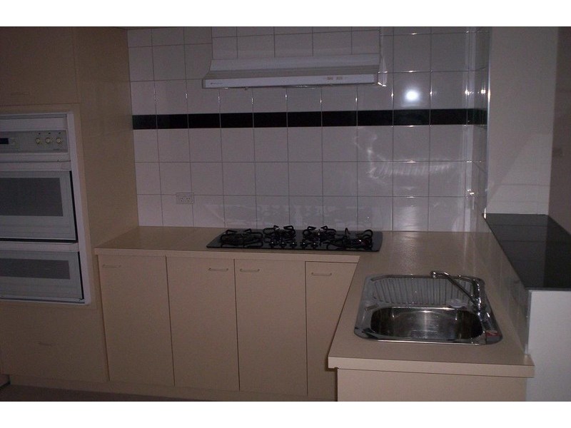 13 Griffiths Street, Reservoir VIC 3073