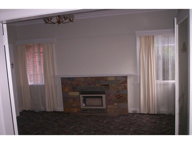 13 Griffiths Street, Reservoir VIC 3073