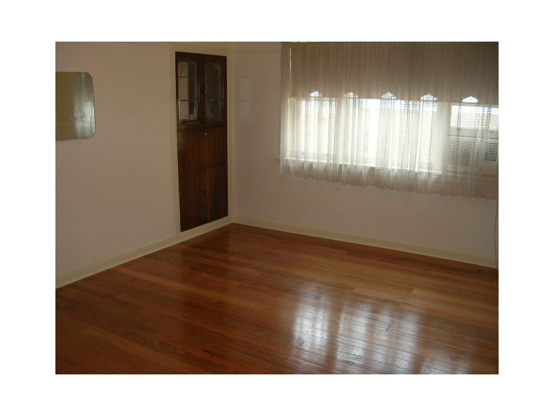 13 Sapphire Street, Preston VIC 3072