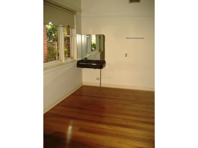 13 Sapphire Street, Preston VIC 3072