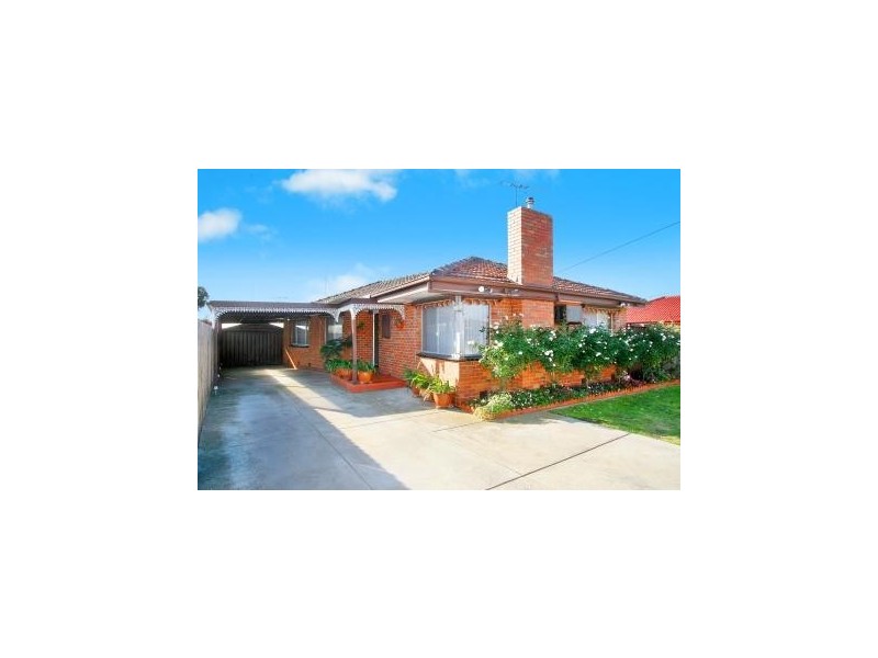70 Dumbarton Street, Reservoir VIC 3073