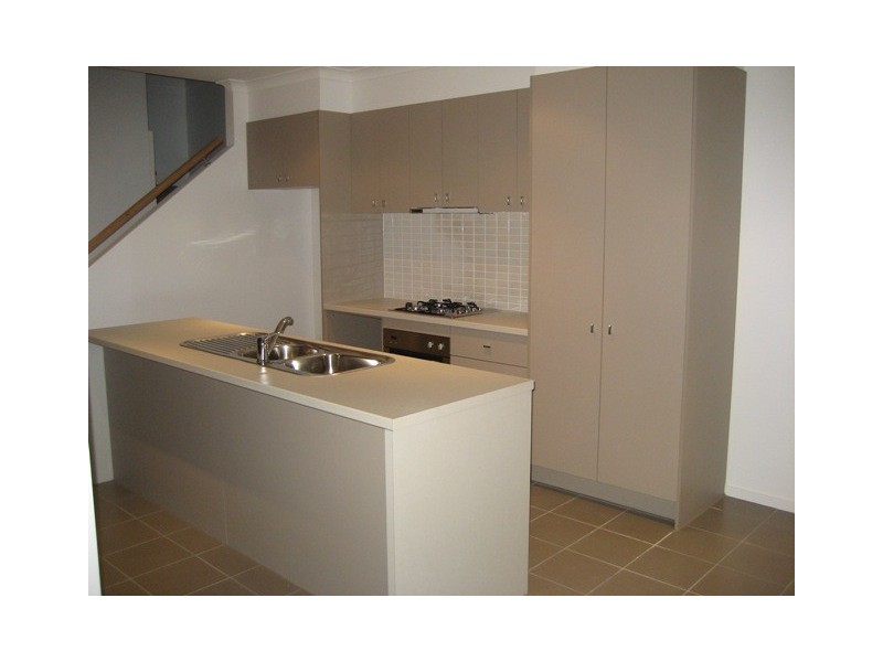 4 Maahu Amble, South Morang VIC 3752