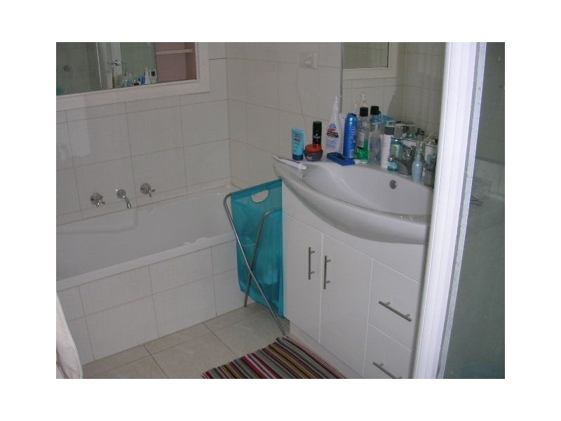 2/214 Albert Street, Preston VIC 3072