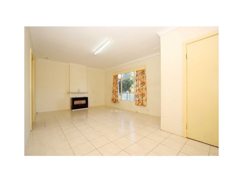 8 Killerton Crescent, Heidelberg VIC 3084