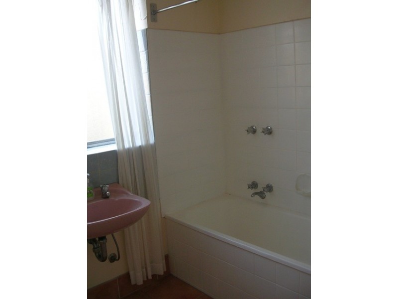 9/4-6  Sheffield Street, Preston VIC 3072