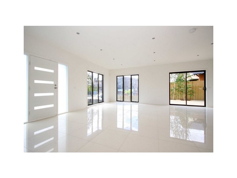 2-4/108 Plenty Road, Preston VIC 3072