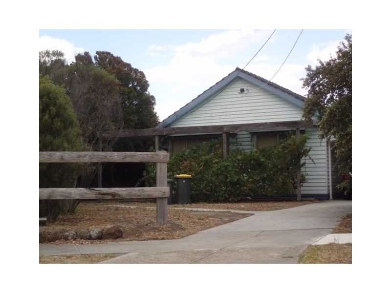 13 Paschke Crescent, Lalor VIC 3075