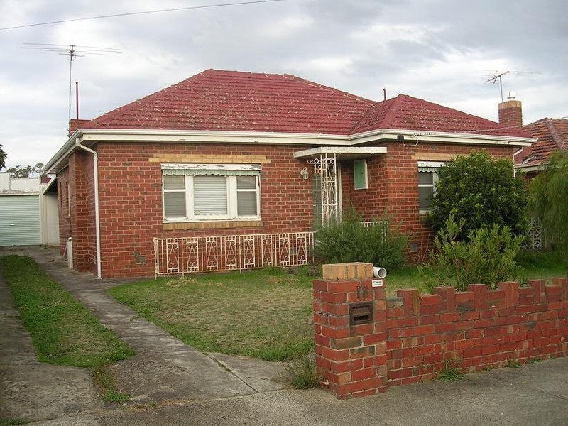 18 Emerald Street, Preston VIC 3072