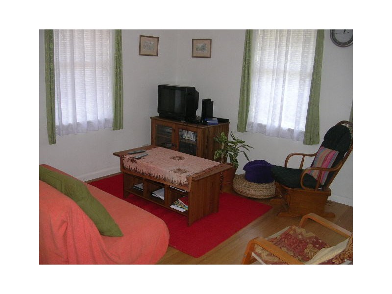 65 Winter Cresent, Reservoir VIC 3073