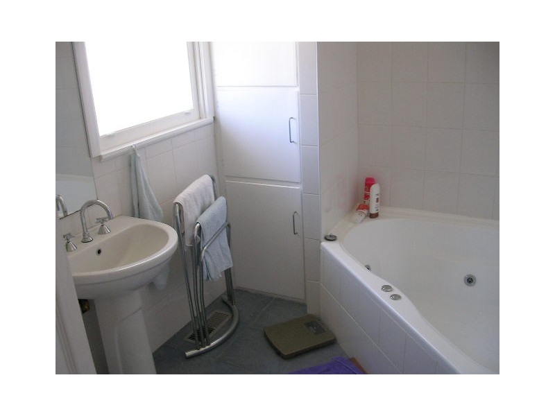 65 Winter Cresent, Reservoir VIC 3073