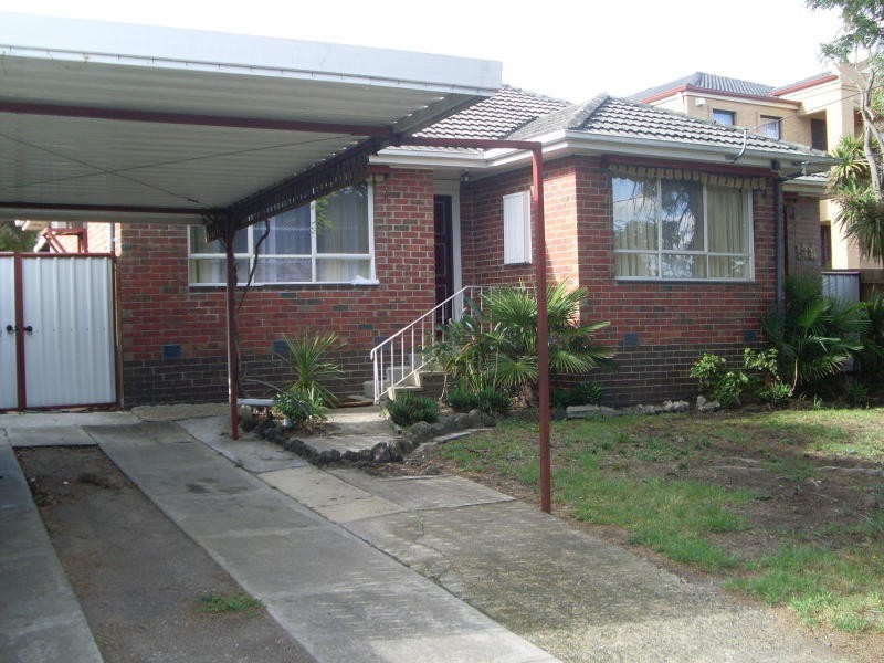 20 Purinuan Road, Reservoir VIC 3073