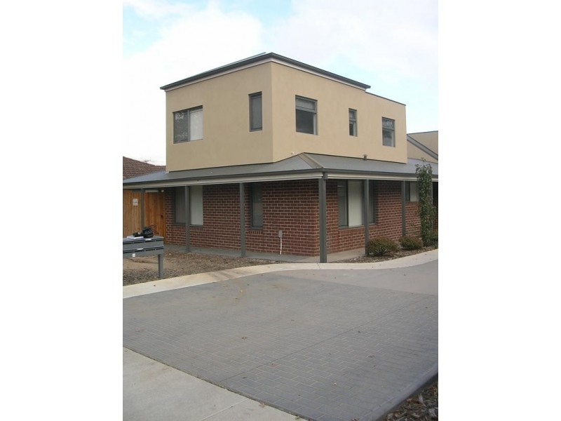 1/137 Hickford Street, Reservoir VIC 3073