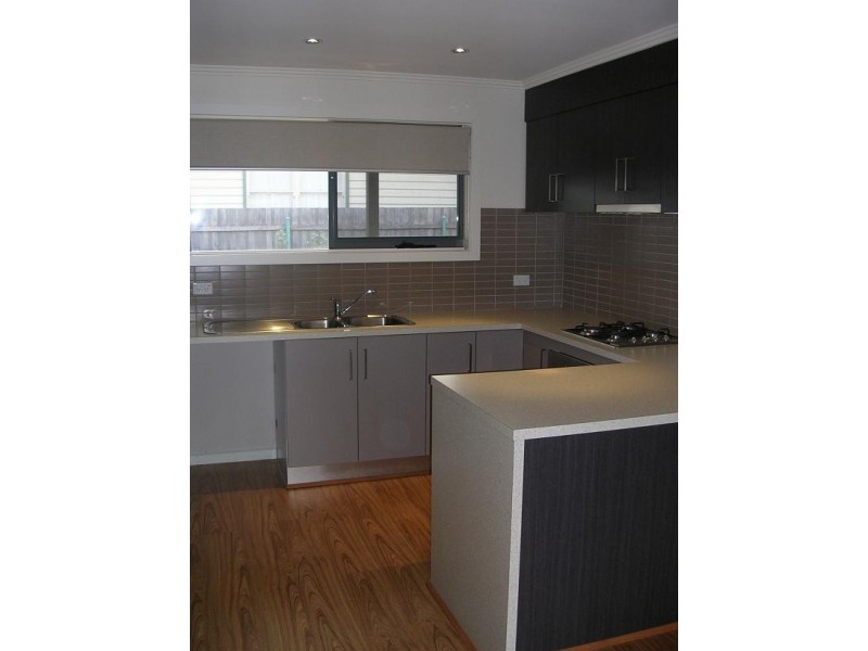 1/137 Hickford Street, Reservoir VIC 3073