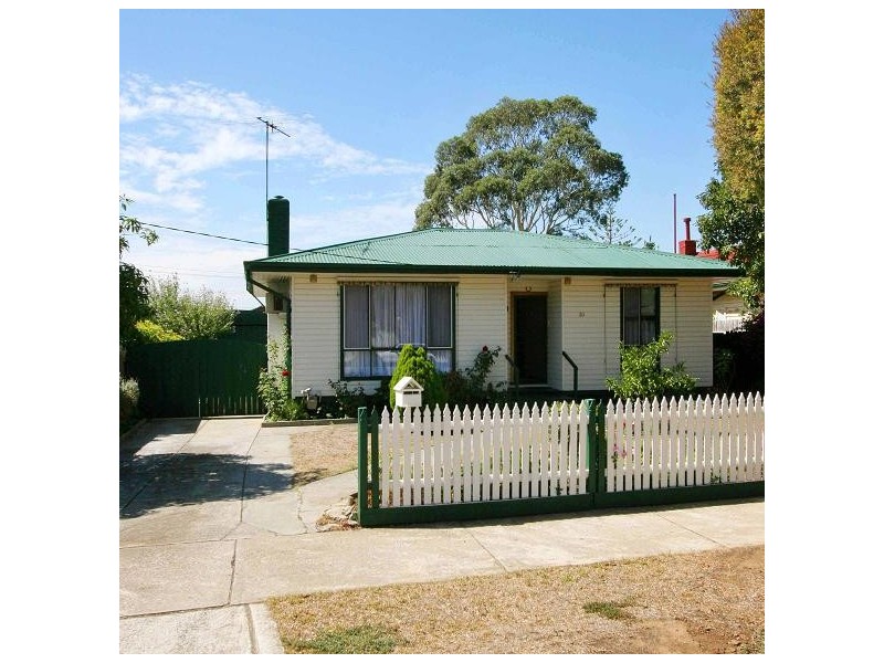 20 Wimmera Avenue, Reservoir VIC 3073