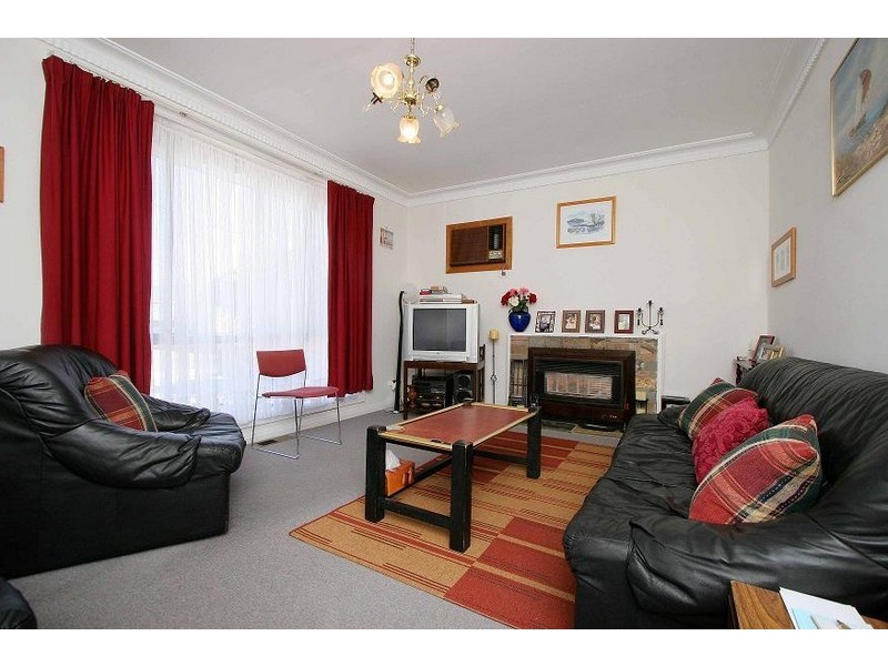 20 Wimmera Avenue, Reservoir VIC 3073