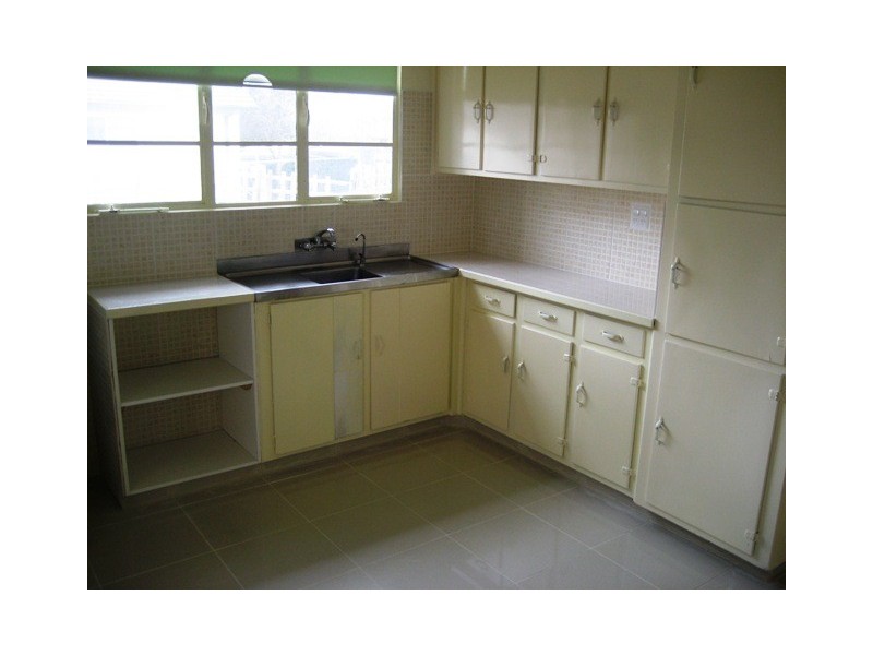 2 Newton Street, Preston VIC 3072