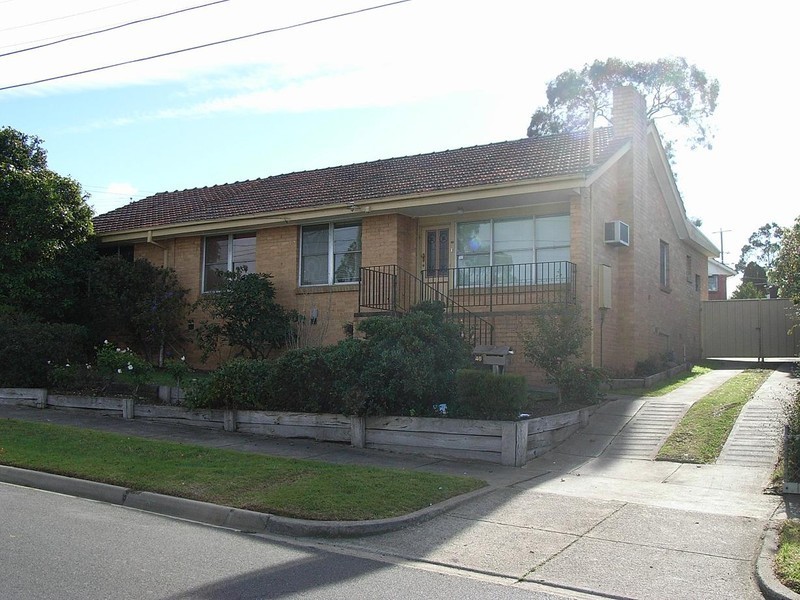 46 Dorrington Avenue, Reservoir VIC 3073