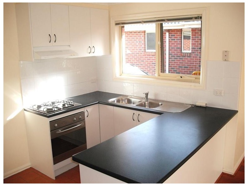 3/10 Miranda Road, Reservoir VIC 3073