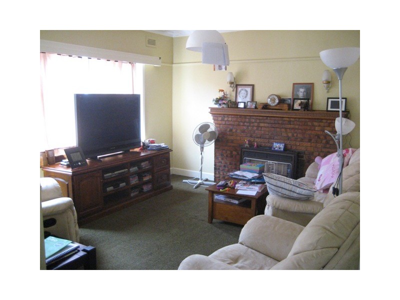 16 Kenneth Street, Preston VIC 3072