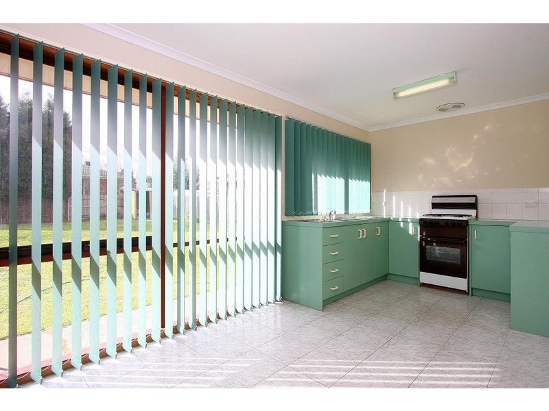 25 Sieben Close, Mill Park VIC 3082
