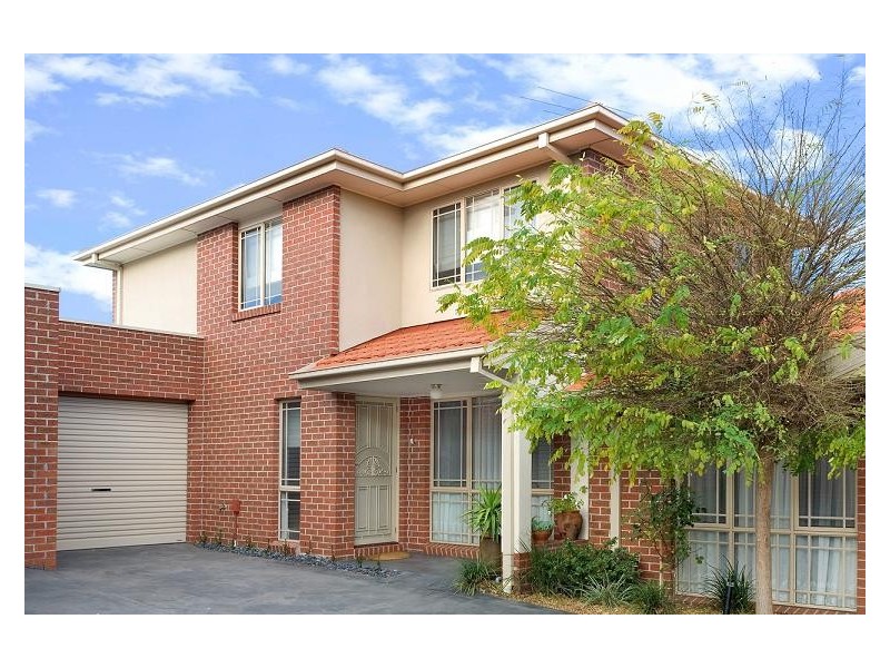 13/15 Chenies Street, Reservoir VIC 3073