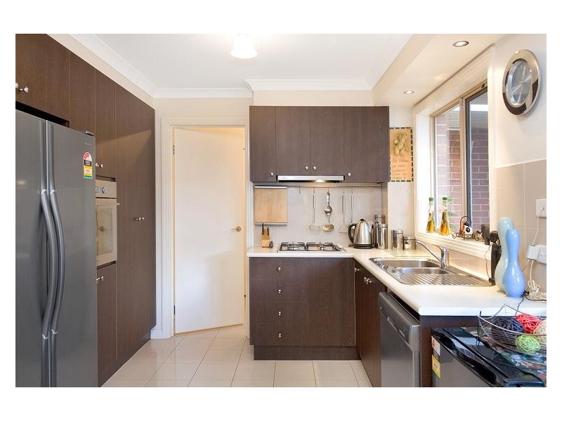 13/15 Chenies Street, Reservoir VIC 3073