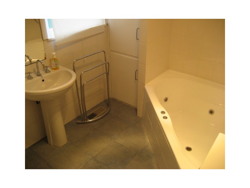 65 Winter Crescent, Reservoir VIC 3073