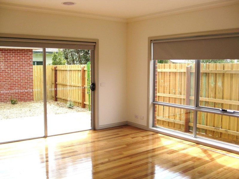 2/16 Asquith Street, Reservoir VIC 3073