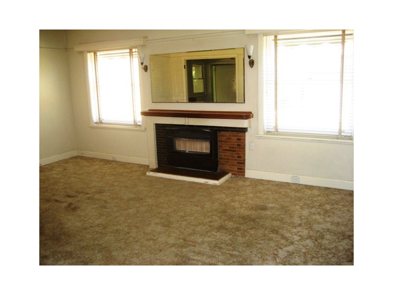 39 Home Street, Reservoir VIC 3073