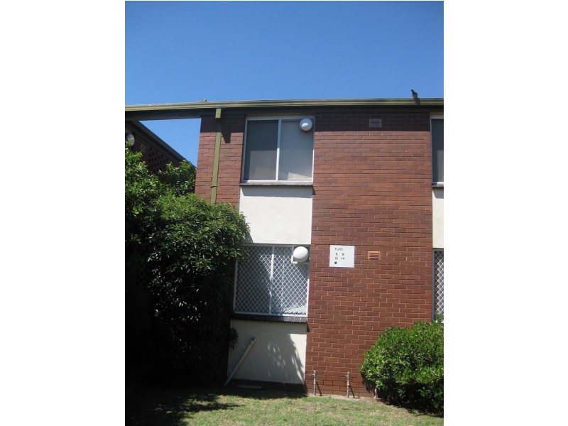 13/696  Plenty Road, Reservoir VIC 3073