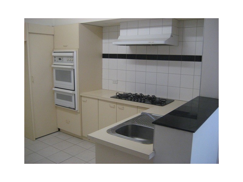 13 Griffith Street, Reservoir VIC 3073