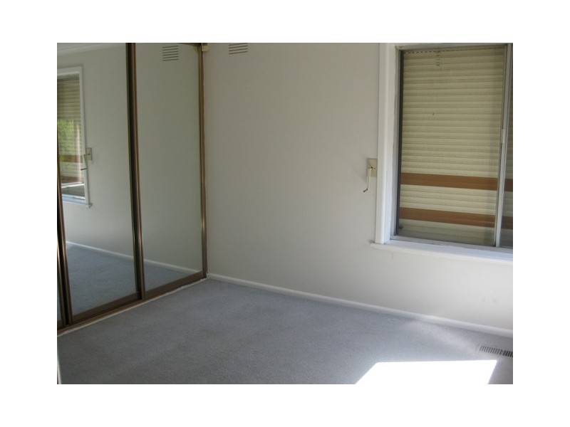 243 Mahoneys Road, Reservoir VIC 3073