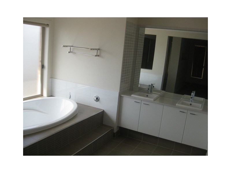 10 Rogers Court, Epping VIC 3076