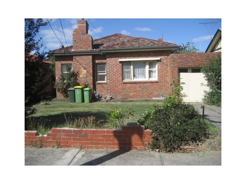 19 Barton Street, Reservoir VIC 3073