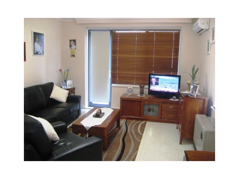 3/10-12 Anderson Road, Thornbury VIC 3071