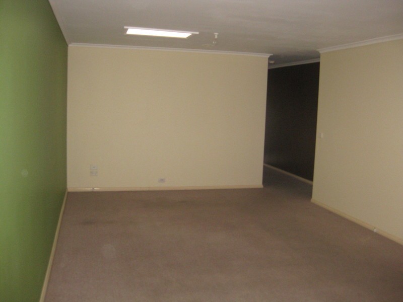 2/1a Curtin Avenue, Lalor VIC 3075