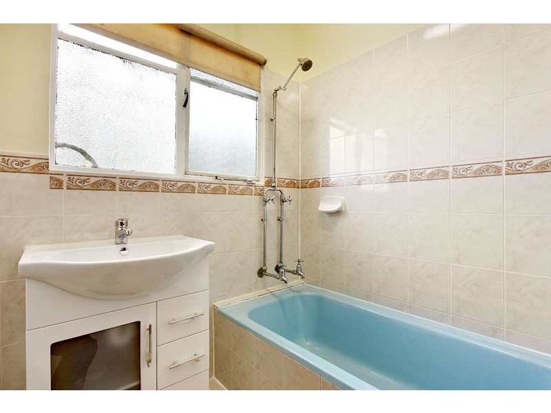 5 Enfield Avenue, Preston VIC 3072