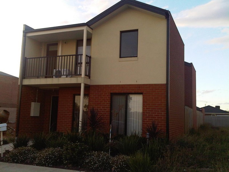 7 Knoll Walk, Epping VIC 3076