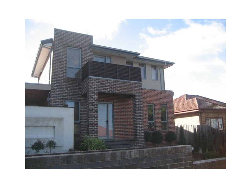 1/4 Wilkinson Street, Reservoir VIC 3073