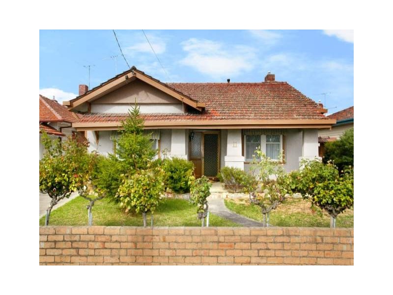11 Bayliss Street, Preston VIC 3072