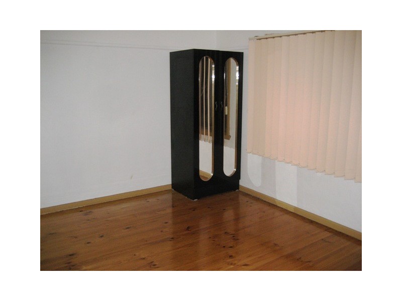 52 Banbury Road, Reservoir VIC 3073